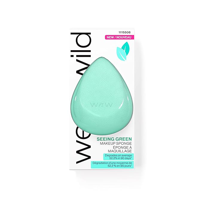 wet n wild Makeup Sponge - Low Product Absorption for Streak-Free Application, Effortless Blending Beauty for a Smooth Professional Looking Finish, Cruelty-Free & Vegan-Seeing Green