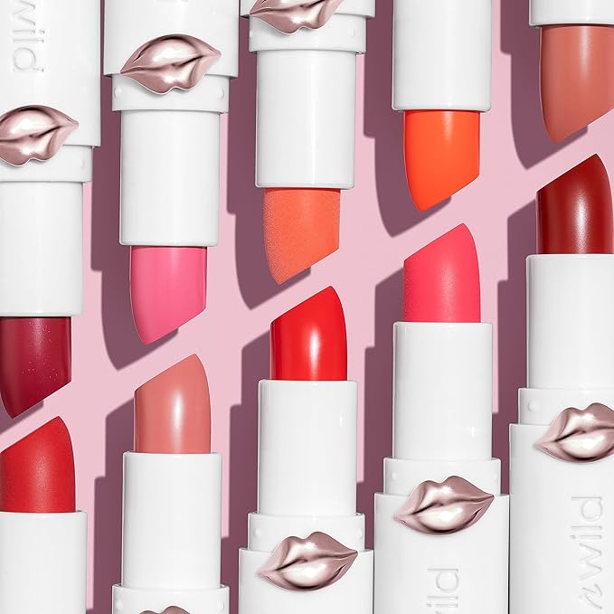 wet n wild Mega Last High-Shine Lipstick Lip Color, Infused with Seed Oils For a Nourishing High-Shine,Buildable & Blendable Creamy Color,Cruelty-Free & Vegan - Peach Please
