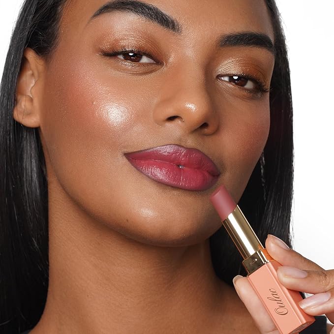 Oulac Plum Lipsticks for Women, Burgundy Matte Lipstick, Full Coverage Lip Color, Satin Matte Finish, Cream Texture, Hydrating, Infused with Hyaluronic Acid, Vegan & Clean Beauty 4g SG08 Bianca