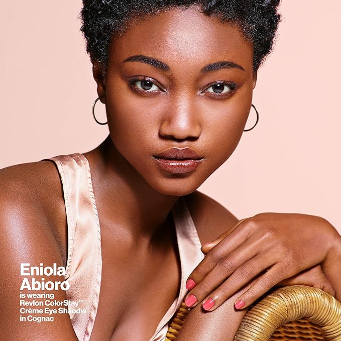 Revlon Crème Eyeshadow, ColorStay 24 Hour Eye Makeup, Highly Pigmented Cream Formula in Blendable Matte & Shimmer Finishes, 720 Chocolate, 0.18 Oz