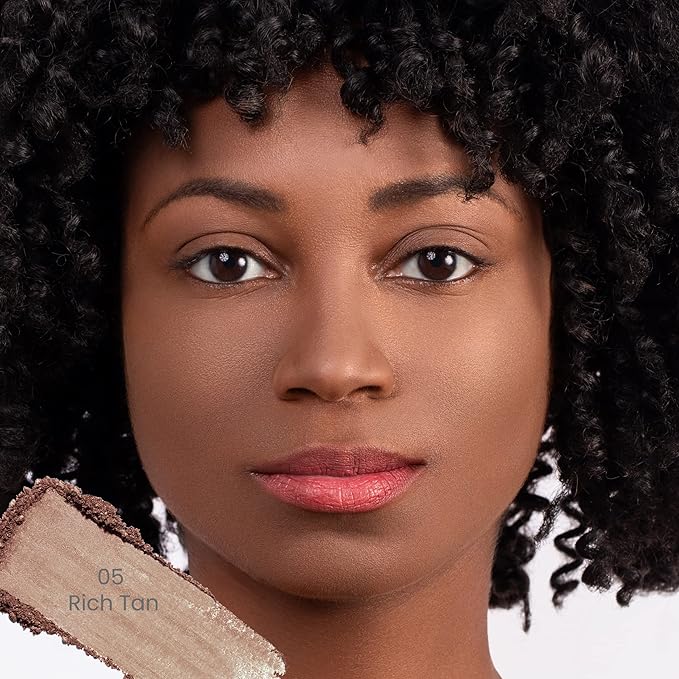 True + Luscious Sheer Halo Complexion Powder – – 0. 32 oz