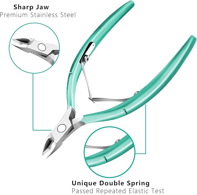 Cuticle trimmer with cuticle pusher