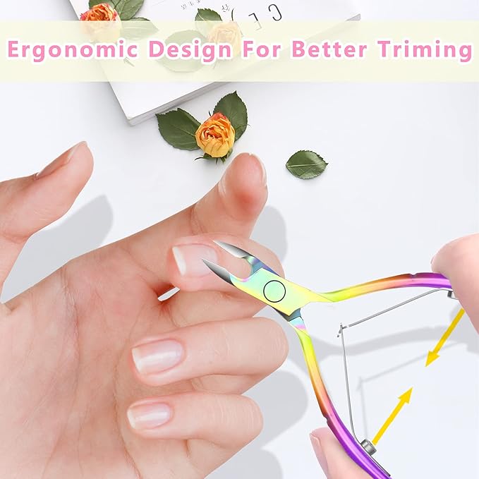 Cuticle trimmer with cuticle pusher