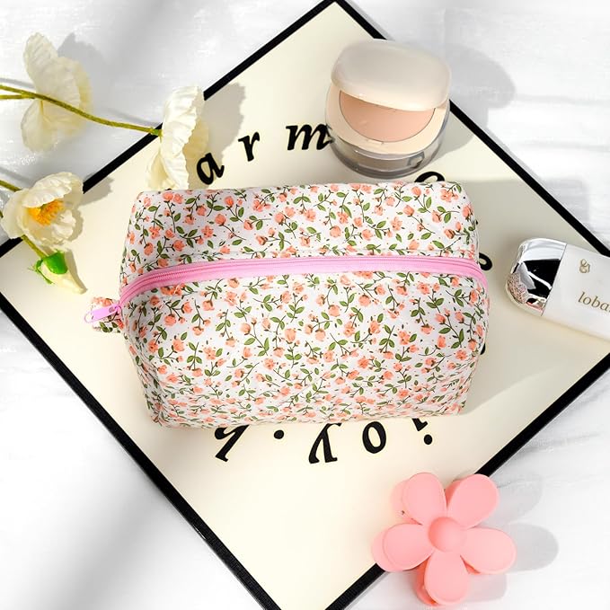 Soidram quilted makeup bag floral