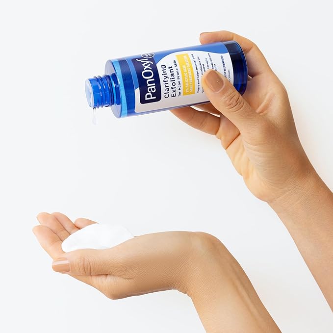 PanOxyl Clarifying Exfoliant with 2% Salicylic Acid, BHA Liquid Exfoliant for Face, Unclogs, Minimizes Appearance of Pores, Blue Algae and Antioxidants Help Calm Redness, For Acne Prone Skin, 4 fl oz