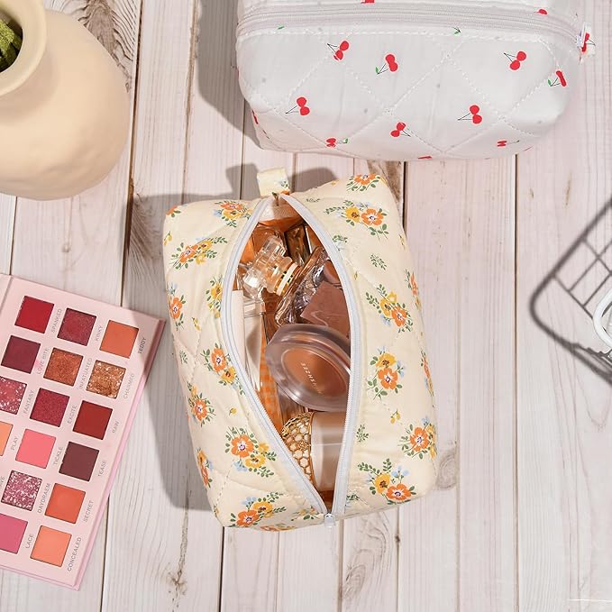 Soidram floral makeup bag quilted