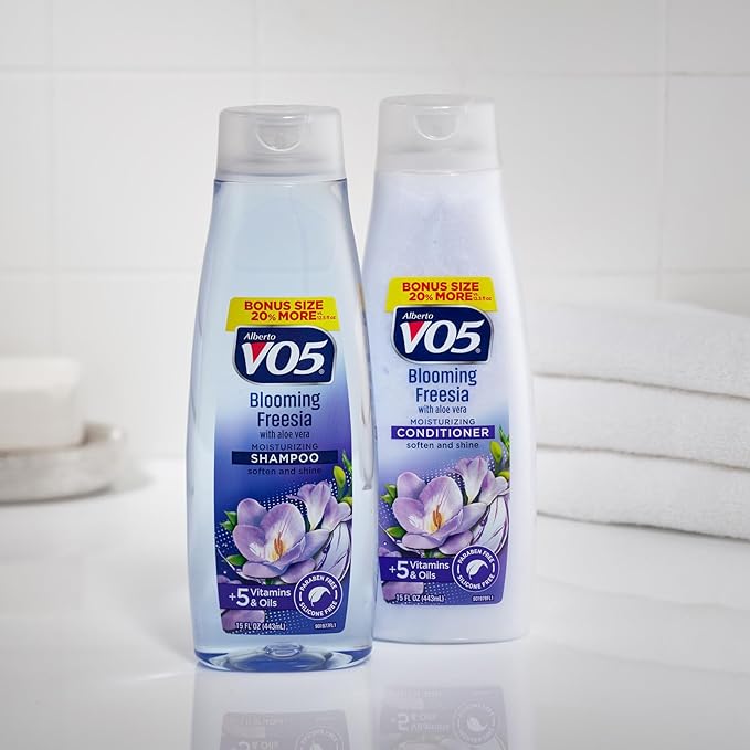 Alberto VO5 Blooming Freesia Revitalizing Conditioner - Hair Conditioner Formulated with Essential Vitamins and Oils - Fresh Floral Fragrance - 15 oz (Pack of 4)