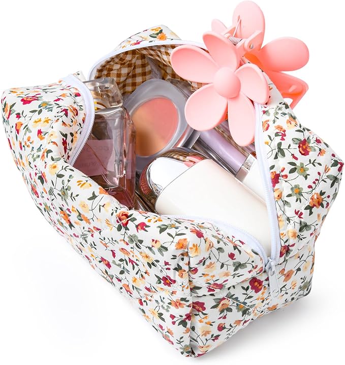 Soidram floral makeup bag quilted
