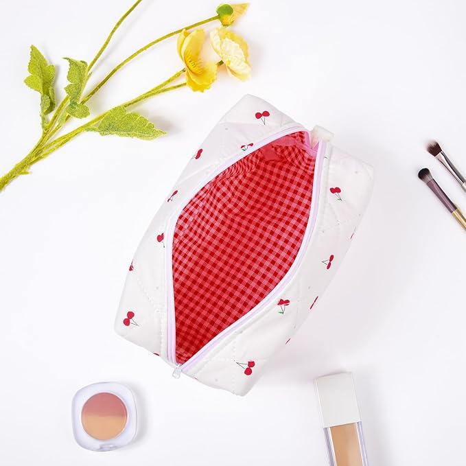 Soidram cute makeup bag quilted