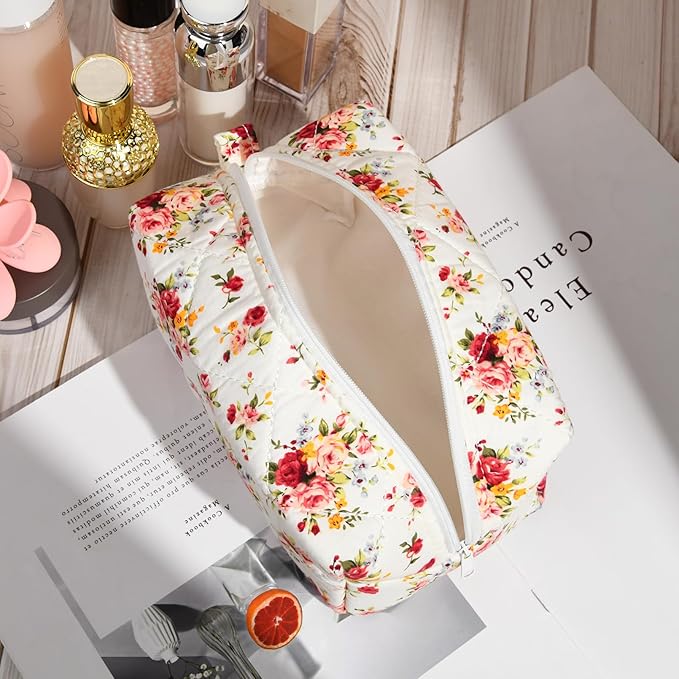 Soidram quilted makeup bag floral