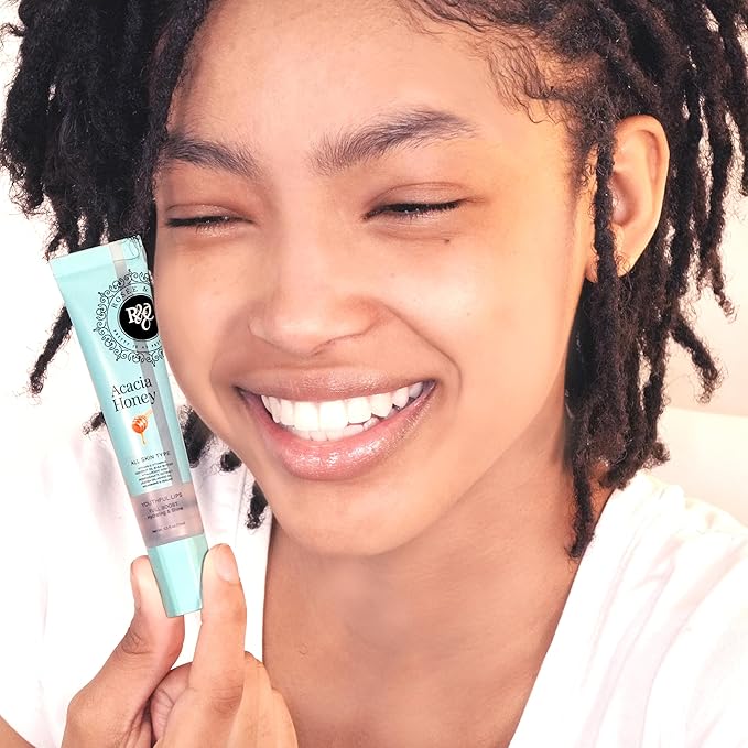 ROSÉE & CO Rosee Lip Gloss Vegan & Cruelty Free Treatment, Professional Make up, Long Lasting Glossy with Shea Butter, Moisturize, Protect & Smooth, High Shine, Non-Sticky (d.Acacia Honey, 0.5)