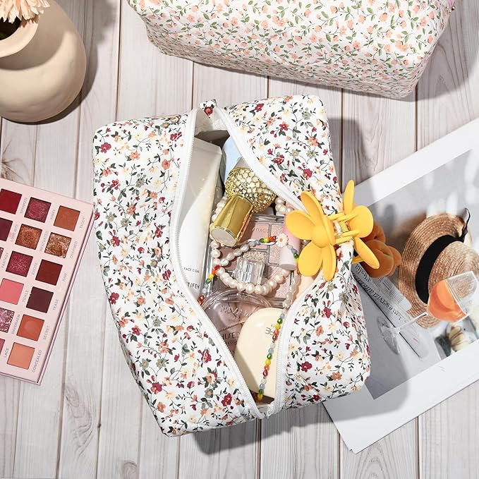 Soidram floral makeup bag quilted