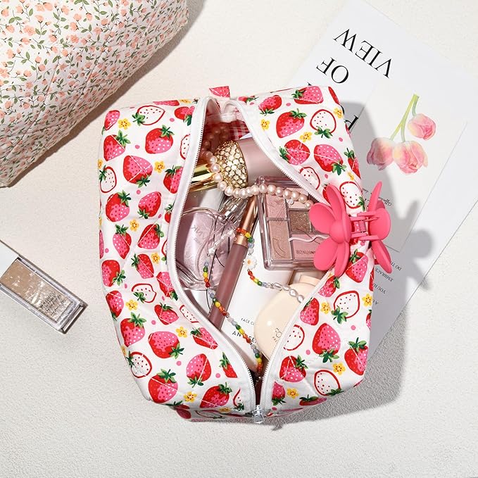 Soidram pink makeup bag quilted