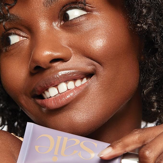 Saie Mini Sunvisor Broad Spectrum Face Sunscreen Moisturizer SPF 35 - Hydrating Daily Sunscreen with 100% Sheer Mineral Zinc Oxide, Hyaluronic Acid + Vitamin C for Radiant, Dewy Skin (0.5 fl oz)